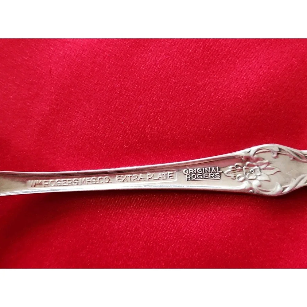 Lot of 4 Wm Rogers Grand Elegance International Silverplate 1959 Teaspoons 6in